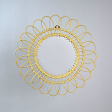 Carregar imagem no visualizador da galeria, Moroccan Handmade Rattan Flower Mirror - Elegant and Whimsical Home Decor
