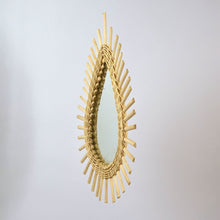 Lade das Bild in den Galerie-Viewer, Moroccan Handmade Wall Mirror - Tear Drop Mirror - Timeless Elegance and Functional Beauty
