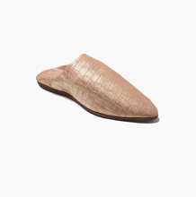 Load image into Gallery viewer, Moroccan Rose Gold Women&#39;s Babouche Slippers
